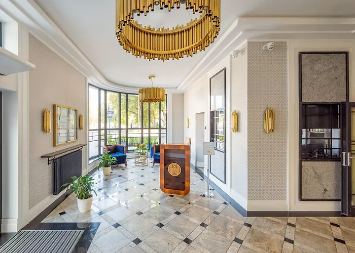 Luxury 2-bedroom Penthouse Skyline 15m Terrace, Garage, Gym, Rooftop & Only 500 M To Metro Warsaw