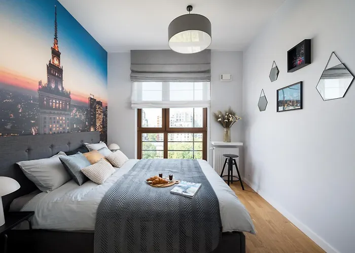 Luxury 2-bedroom Penthouse Skyline 15m Terrace, Garage, Gym, Rooftop & Only 500 M To Metro * Warsaw