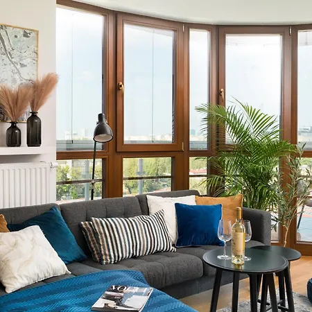 Luxury 2-bedroom Penthouse Skyline 15m Terrace, Garage, Gym, Rooftop & Only 500 M To Metro