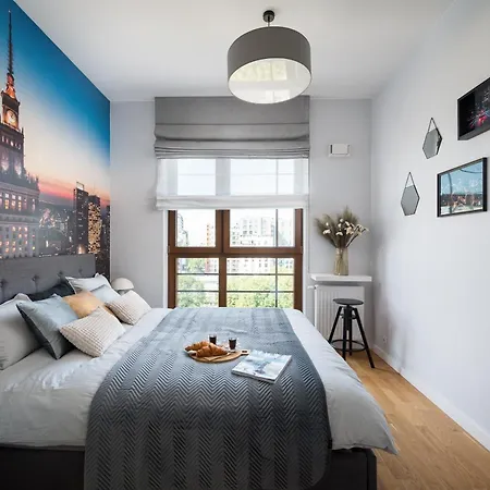 Luxury 2-bedroom Penthouse Skyline 15m Terrace, Garage, Gym, Rooftop & Only 500 M To Metro * Warsaw