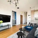 Luxury 2-bedroom Penthouse Skyline 15m Terrace, Garage, Gym, Rooftop & Only 500 M To Metro *