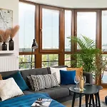 Luxury 2-bedroom Penthouse Skyline 15m Terrace, Garage, Gym, Rooftop & Only 500 M To Metro